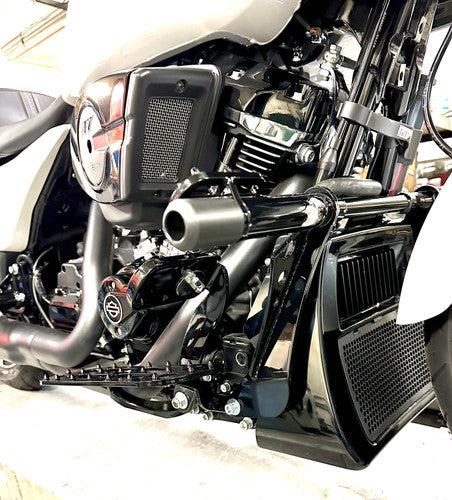 Bung King Highway Peg Crash Bar, Gloss Black - 2024-2025 Touring (FLH) Highway Peg Crash Bar Bung King