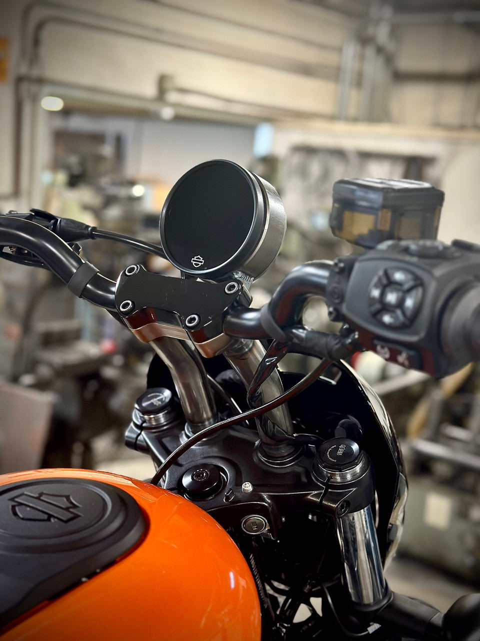 Bung King Handlebar Riser with Adjustable Gauge Mount, Digital Gauge, Gloss Black - 2022-Up Nightster S (RH975S) Riser Bung King