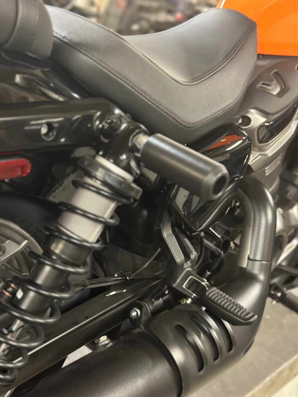 Bung King Upper Shock Frame Slider Kit, Delrin - 2022-Up Nightster (RH975, RH975S) Crash Slider Bung King