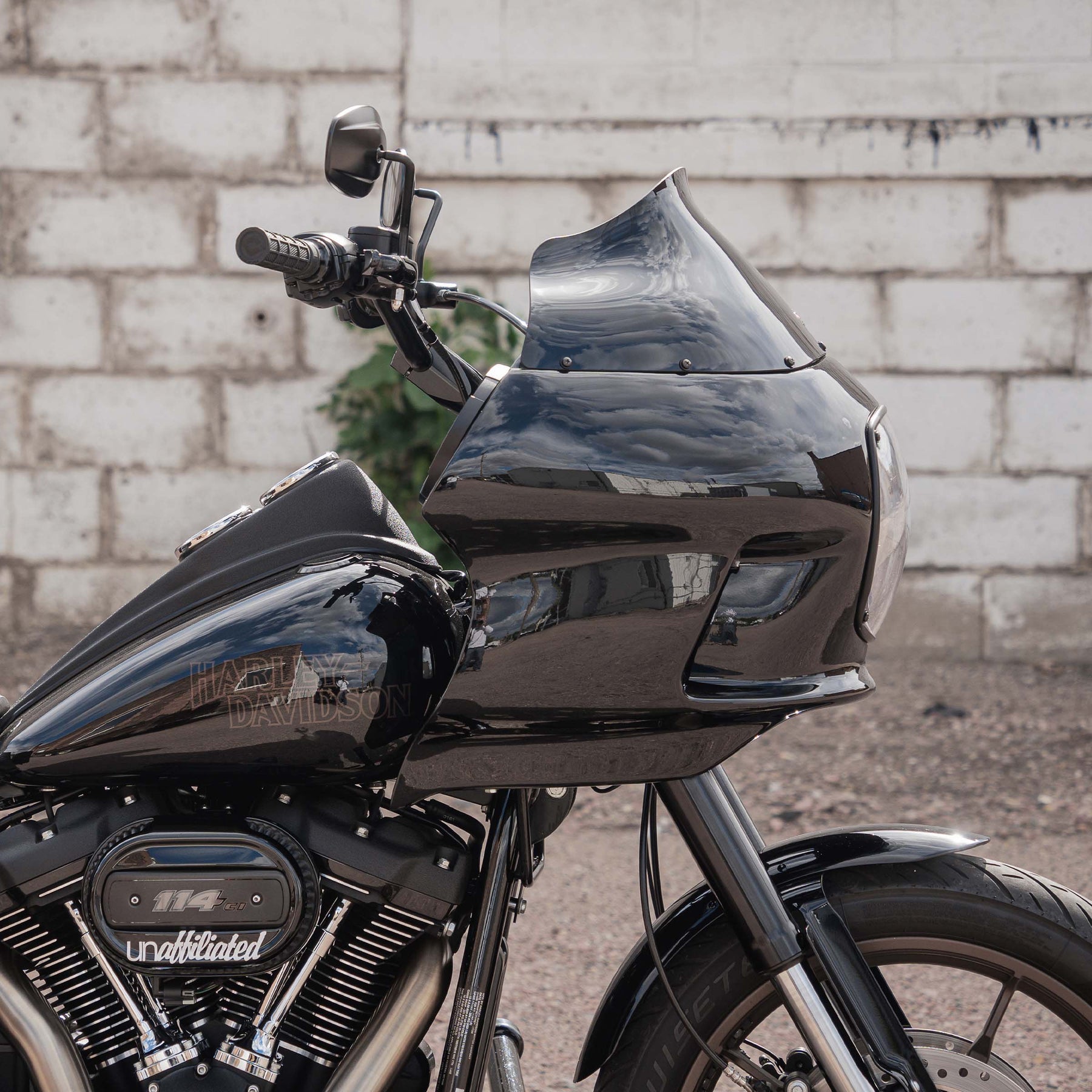 9" Flare® Windshield, Solid Black - FXRP style fairings