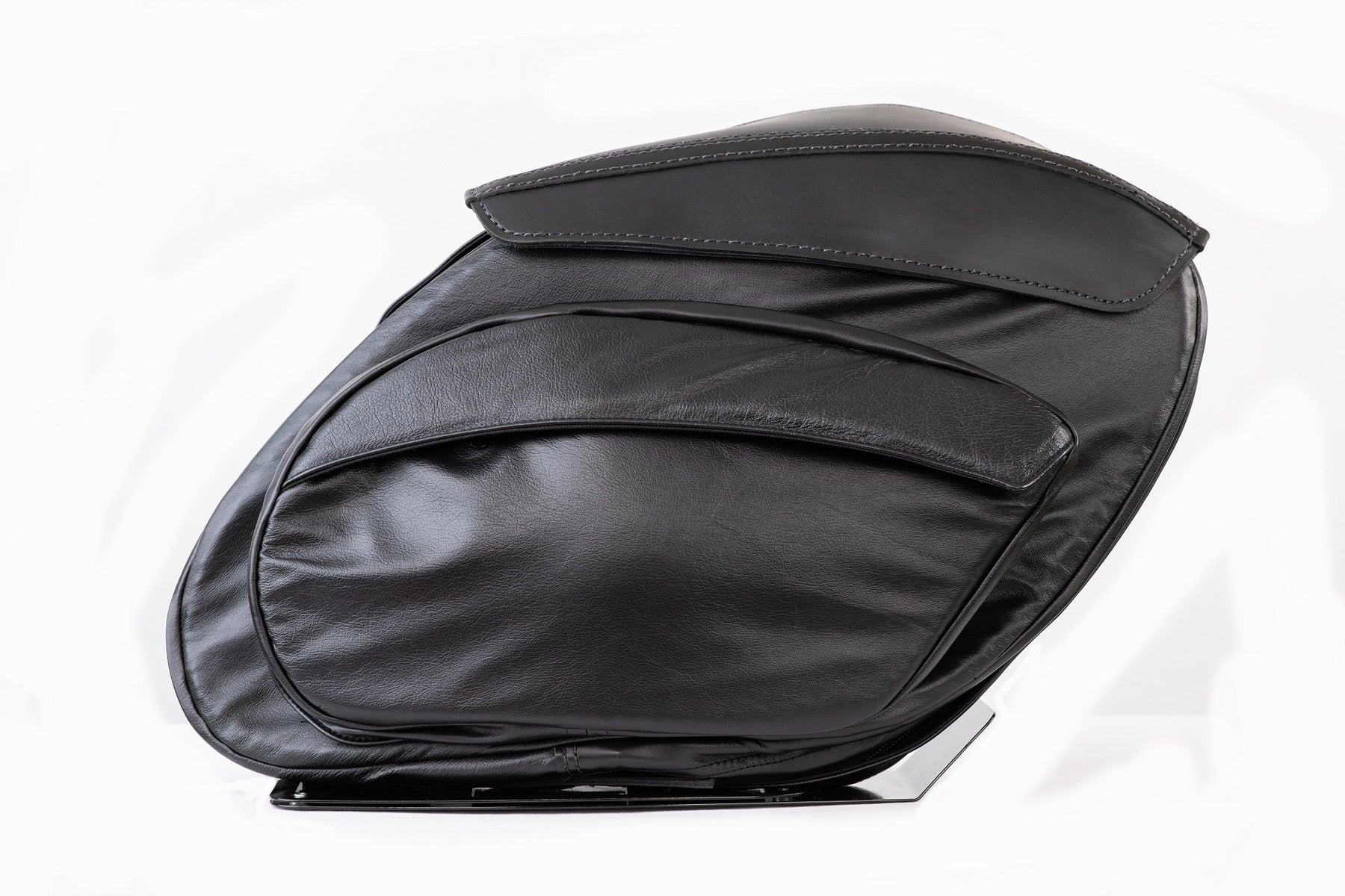 Retro Series V3 Saddlebags, Leather - 13 & Earlier Touring Saddlebags Leather Pros