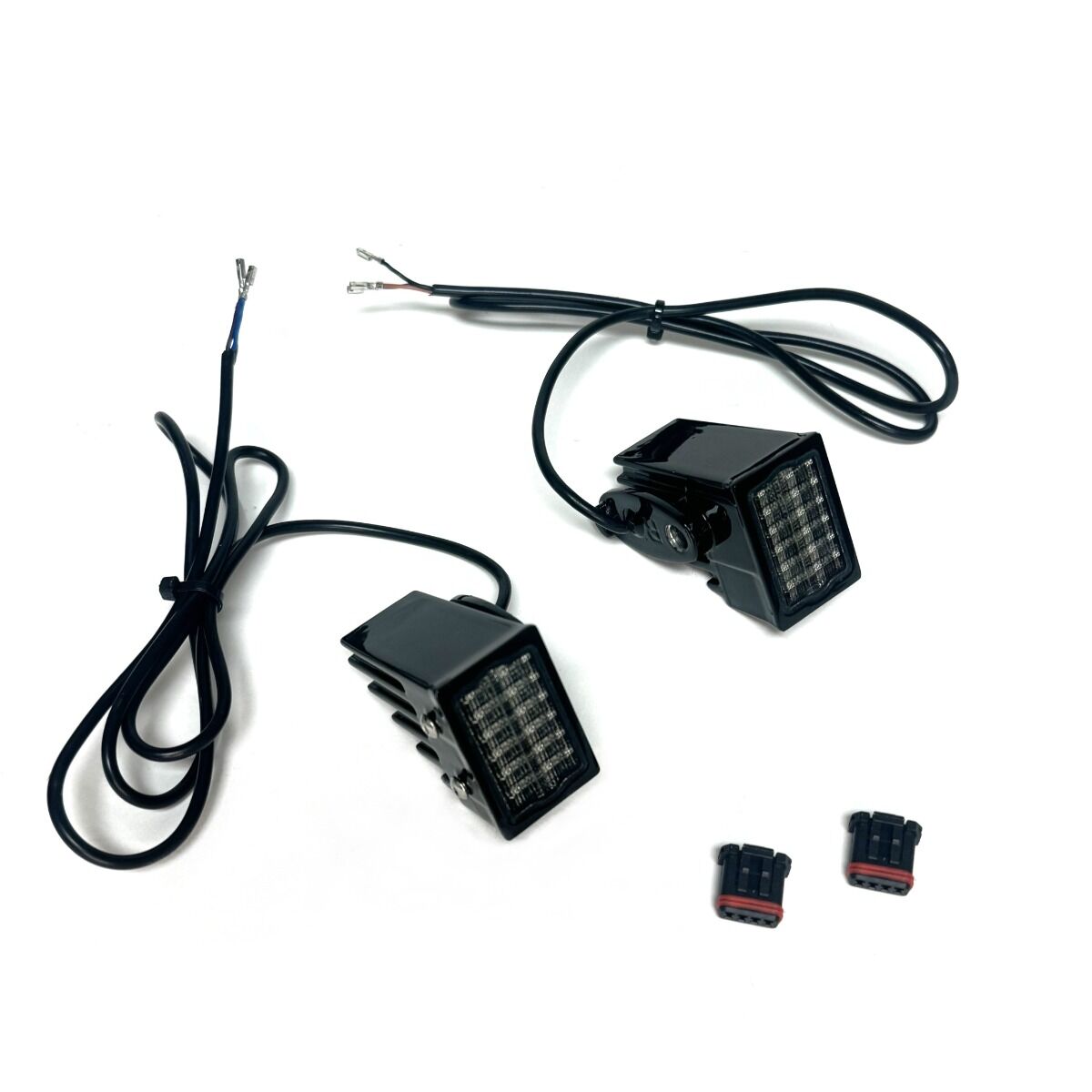 Rear Strut Mount Led Turn Signals, Black With Smoked Lens - Milwaukee 8 Turn Signals Custom Dynamics