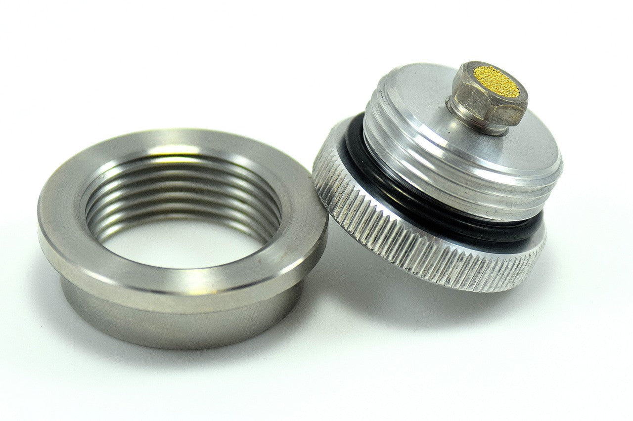 Bung King Vented Filler Cap and Weld-In Bung Kit 1.25"-12, Aluminum Cap Gas Cap Bung King