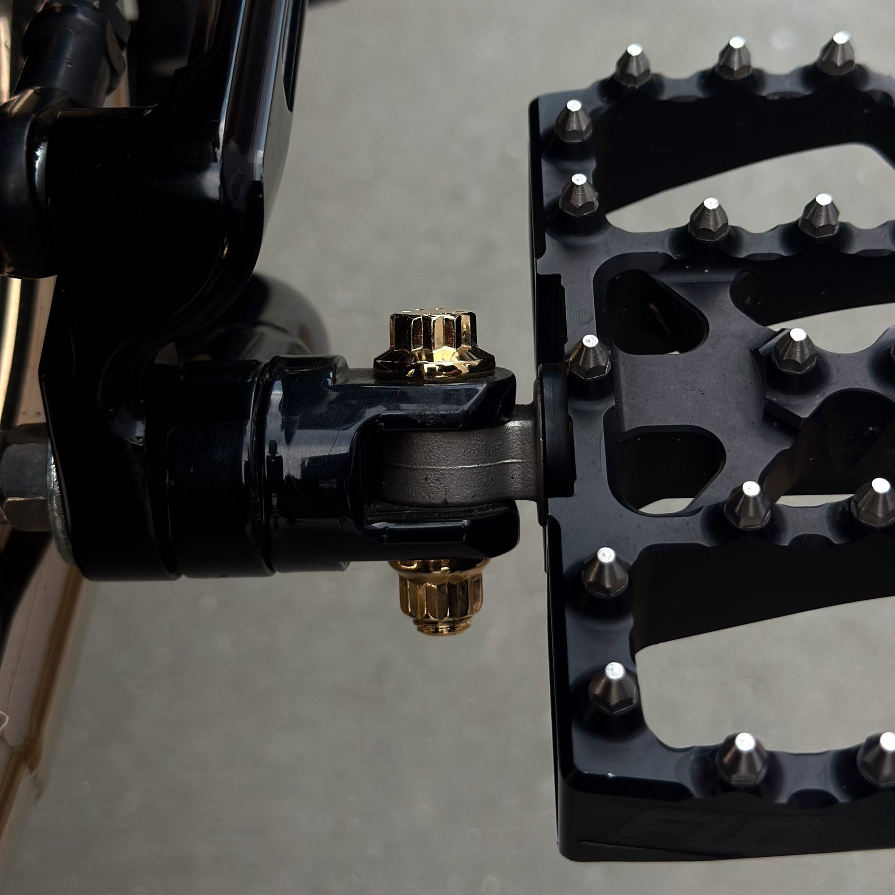 Bamco Motorsports ARP Footpeg Bolt & Nut - Dyna, FXR, XL, Touring, M8 Softail & Pan America Fastener Kit Bamco Motorsports
