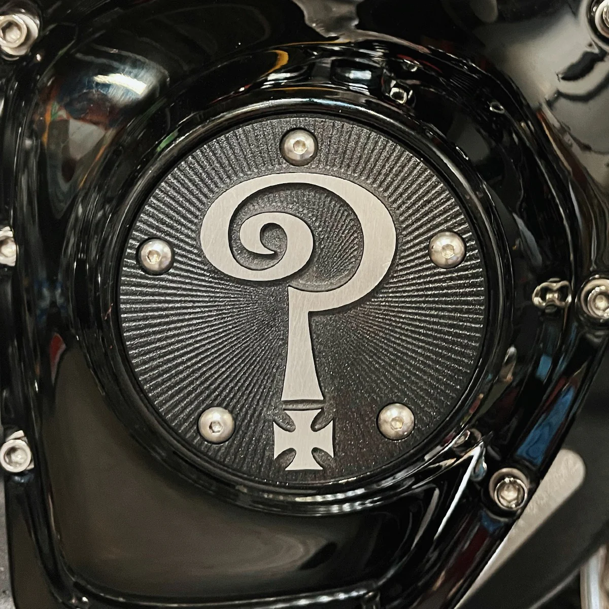 Question Mark 5 Hole Points Cover, Matte Black & Aluminum - Twin Cam & Milwaukee 8 Timing Cover Indian Larry Motorcycles