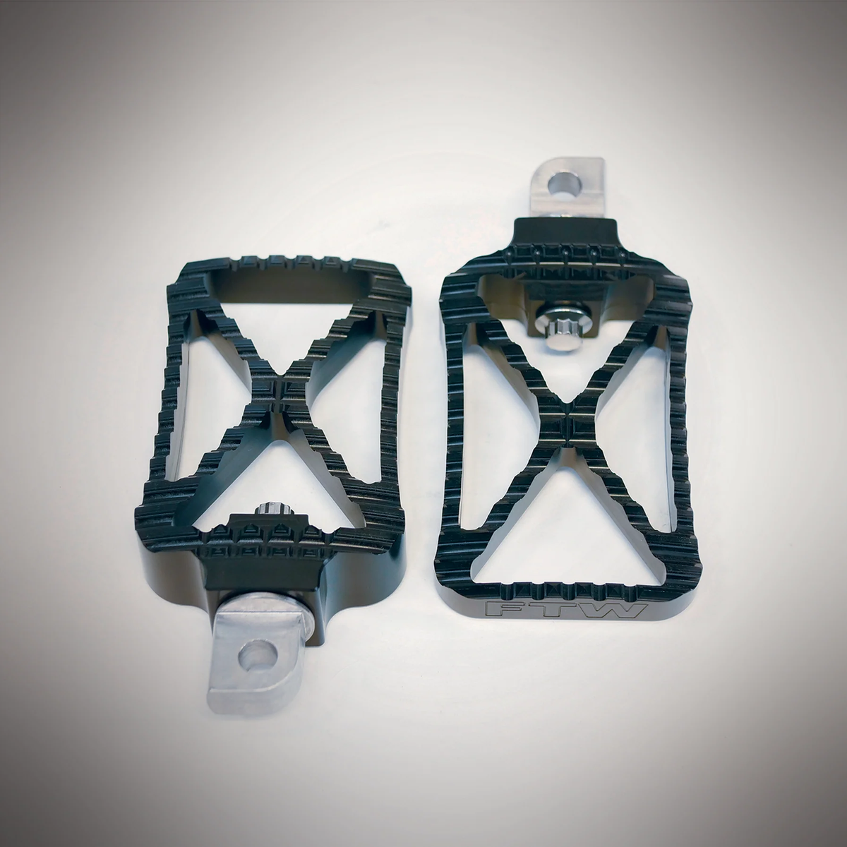 Bk Brawler Foot Pegs, Black - Big Twin Foot Pegs Indian Larry Motorcycles