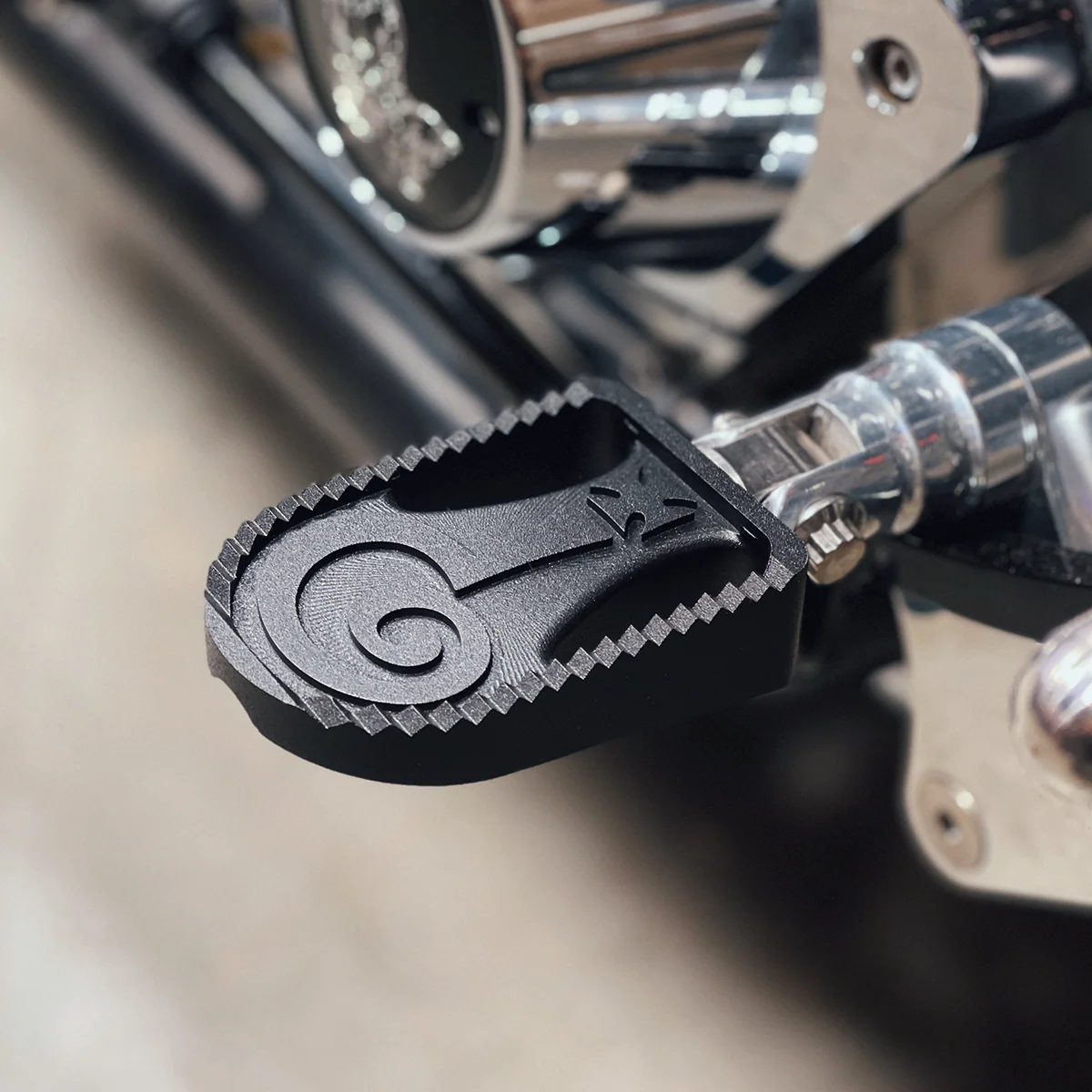 Question Everything Foot Pegs, Matt Black Foot Pegs Indian Larry Motorcycles