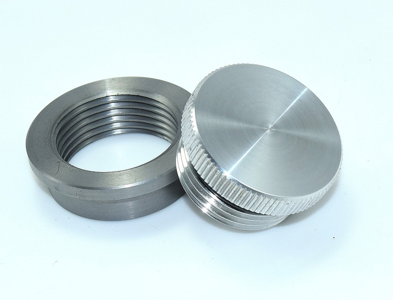 Bung King Non-Vented Filler Cap and Weld-In Bung Kit 1.25"-12, Aluminum Cap Gas Cap Bung King