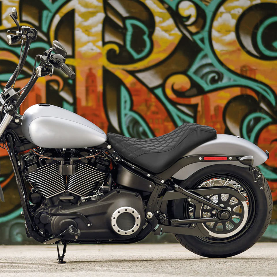 Solo Diamond 2 Seat Black St18 Up Solo Seat C.C. Rider